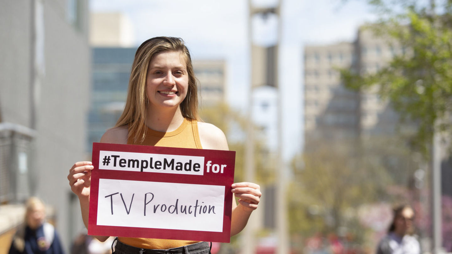 Being an executive producer of Temple SMASH, TUTV’s student-run sketch comedy show, helped Julie Fosco land an internship with Late Night with Seth Myers.
Julie Fosco standing near the Bell Tower